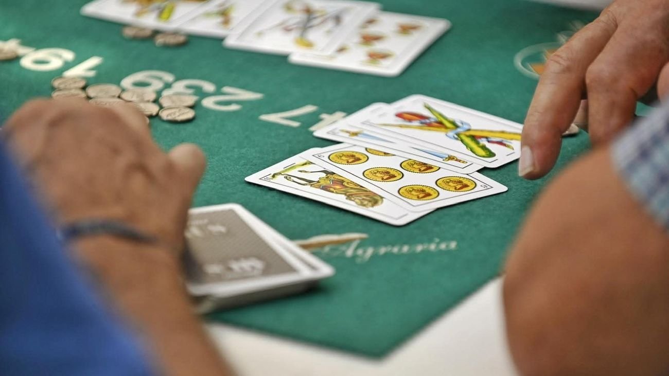 Inscripciones abiertas para el Gran Torneo Multitudinario de Mus de Ferias en Alcalá de Henares