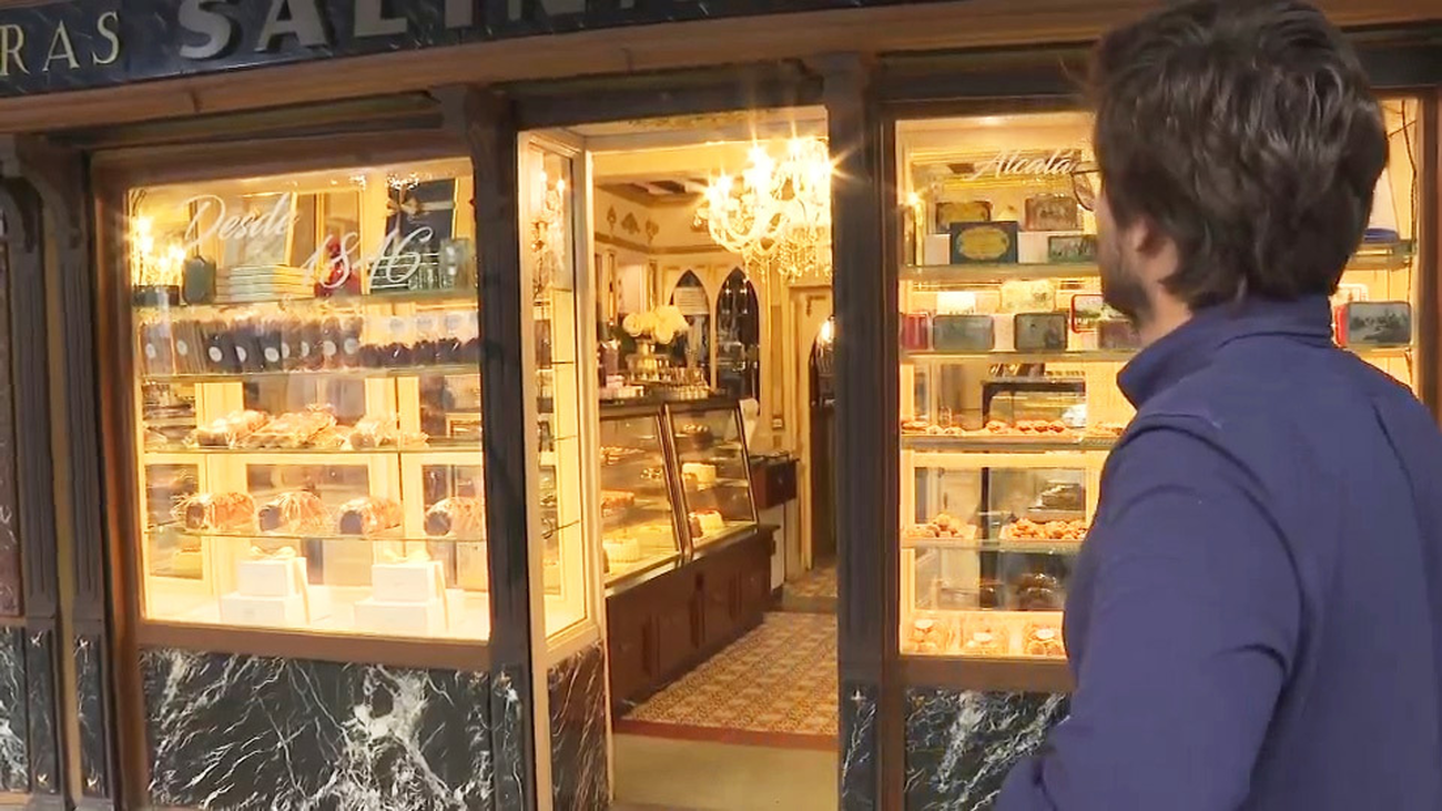 Carlos, el joven emprendedor de Alcalá preocupado por la posible reducción de jornada laboral