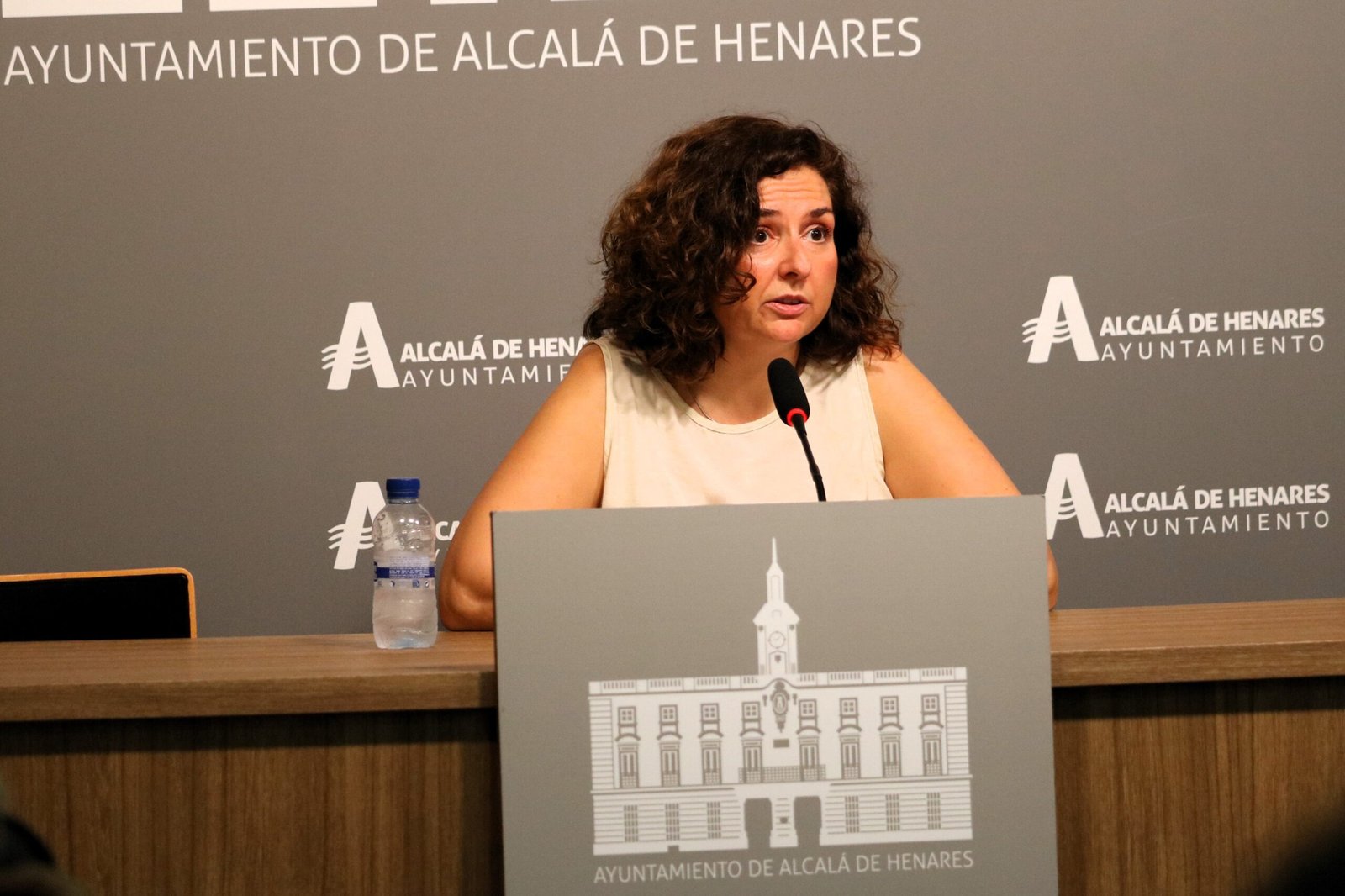 El Ayuntamiento de Alcalá refuerza la seguridad con la compra de 40 chalecos antibalas